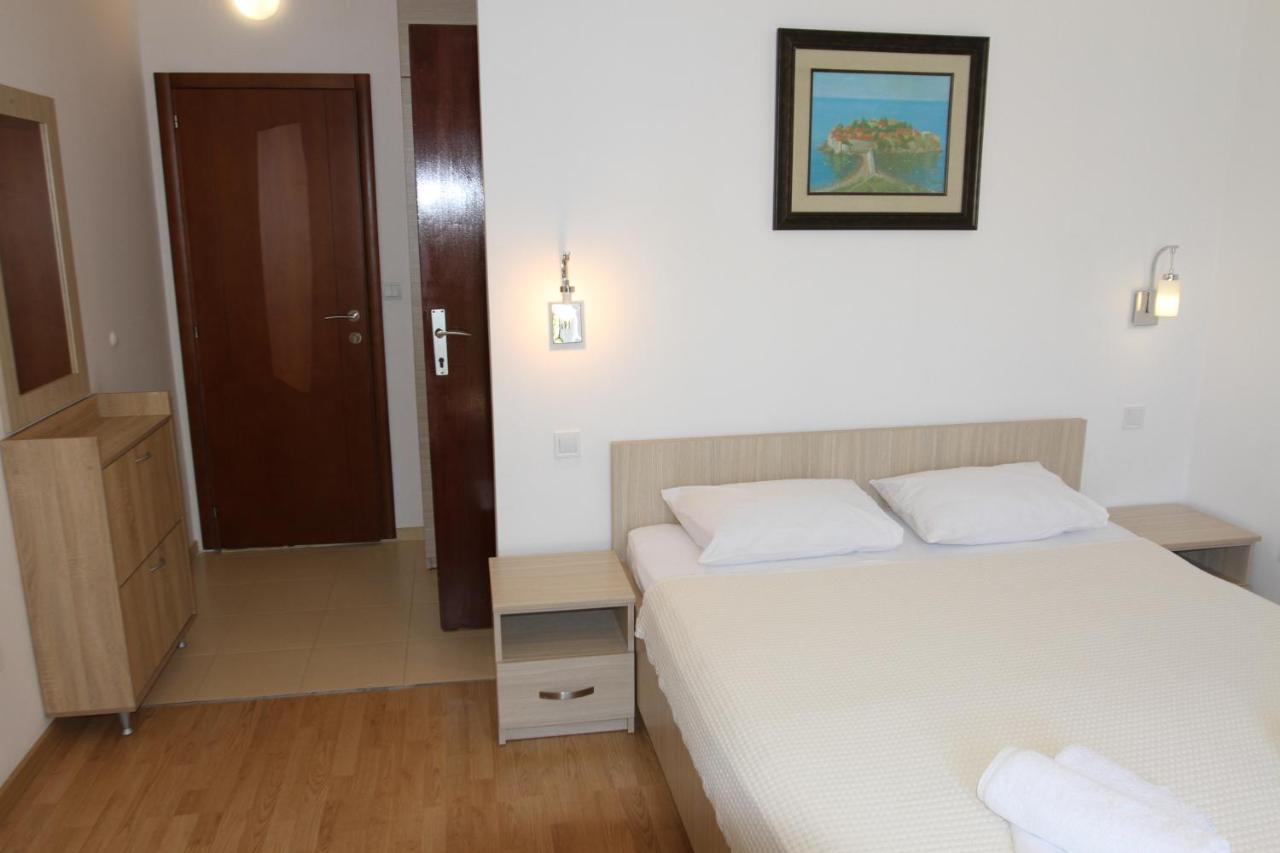 Apartments Muhar Sveti Stefan Zewnętrze zdjęcie