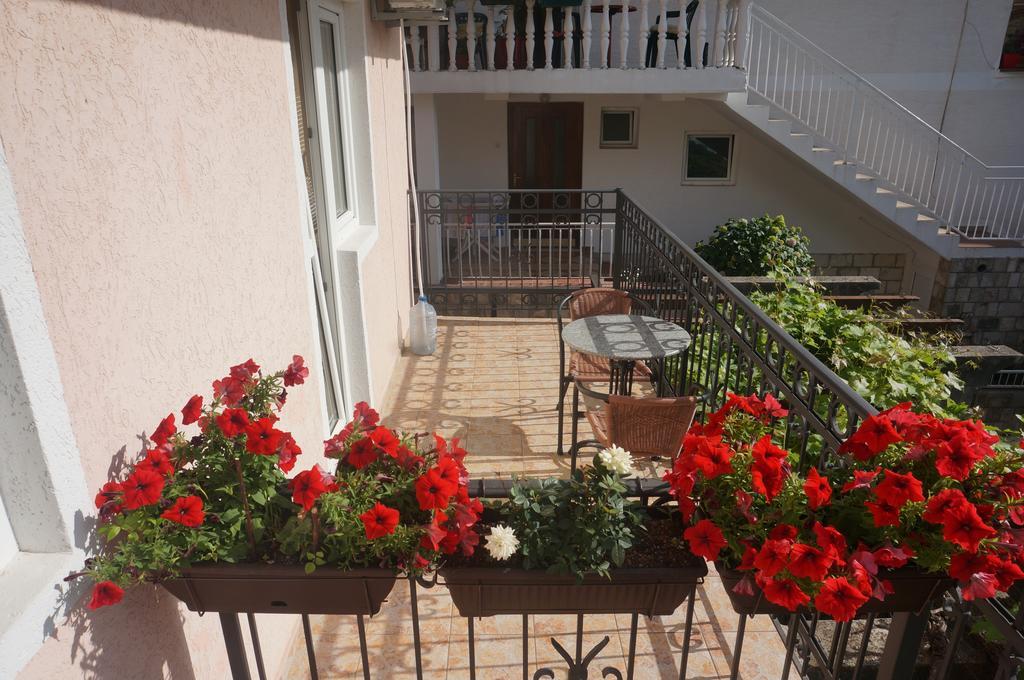 Apartments Muhar Sveti Stefan Zewnętrze zdjęcie